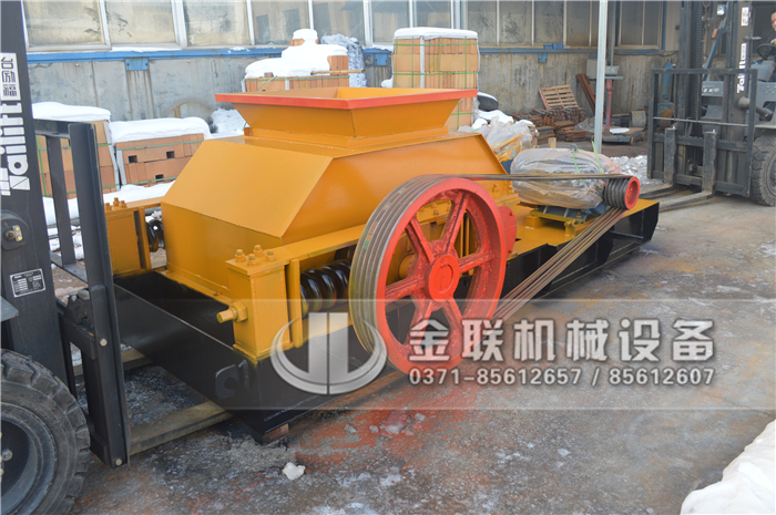 破碎陶瓷用狼牙破碎機(jī)怎么樣,購(gòu)買(mǎi)一臺(tái)需要多少錢(qián)? 破碎陶瓷用狼牙破碎機(jī)怎么樣,購(gòu)買(mǎi)一臺(tái)需要多少錢(qián)?