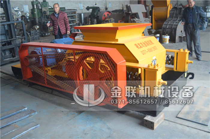 破碎陶瓷用狼牙破碎機(jī)怎么樣,購(gòu)買(mǎi)一臺(tái)需要多少錢(qián)? 破碎陶瓷用狼牙破碎機(jī)怎么樣,購(gòu)買(mǎi)一臺(tái)需要多少錢(qián)?