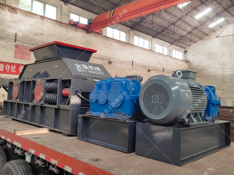 2PGY1200x800液壓對輥制砂機發往吉林 石英石制砂 2PGY1200x800液壓對輥制砂機發往吉林 石英石制砂