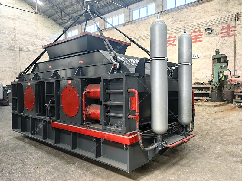 大型2PG1508液壓對(duì)輥破碎制砂機(jī)發(fā)往陜西 大型2PG1508液壓對(duì)輥破碎制砂機(jī)發(fā)往陜西