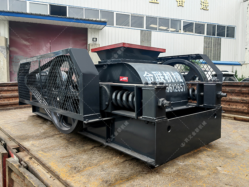 2PG400X250小型對輥破碎機發貨圖片_發往江蘇蘇州_破碎硅鐵 2PG400X250小型對輥破碎機發貨圖片_發往江蘇蘇州_破碎硅鐵